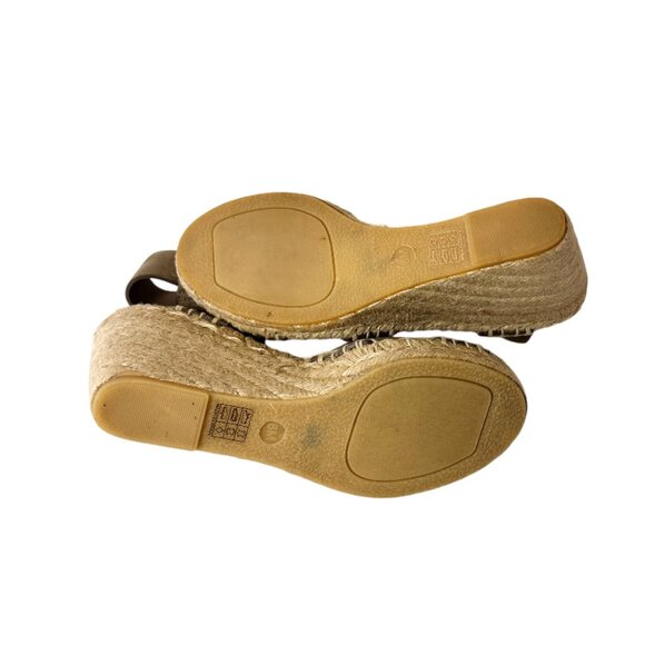 VINCE STEFANIA SUEDE WEDGE SANDALS - Picture 8 of 8